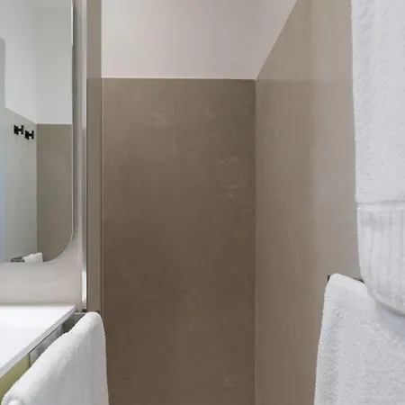 Sabbie Rosse 6, Emma Villa Ovile la Marinella