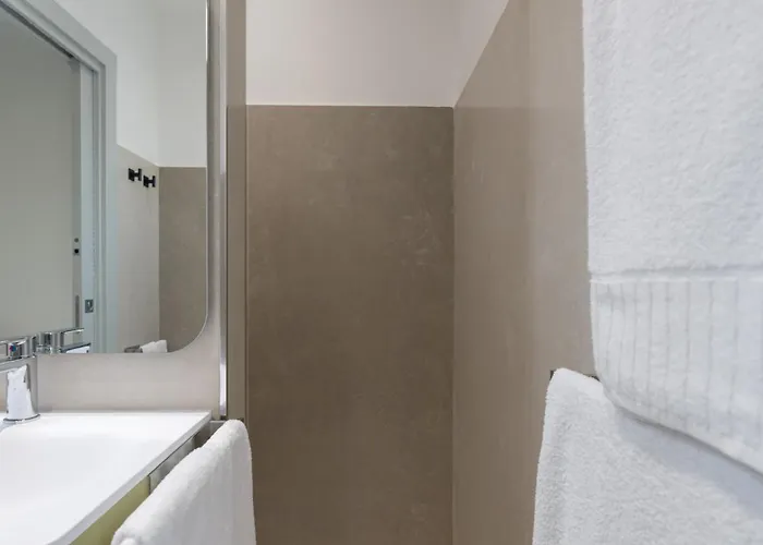 Sabbie Rosse 6, Emma Willa Ovile la Marinella