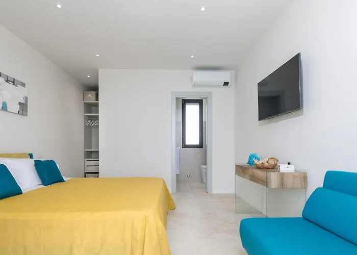 Sabbie Rosse 6, Emma Willa Ovile la Marinella