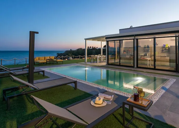 Sabbie Rosse 6, Emma Ovile la Marinella