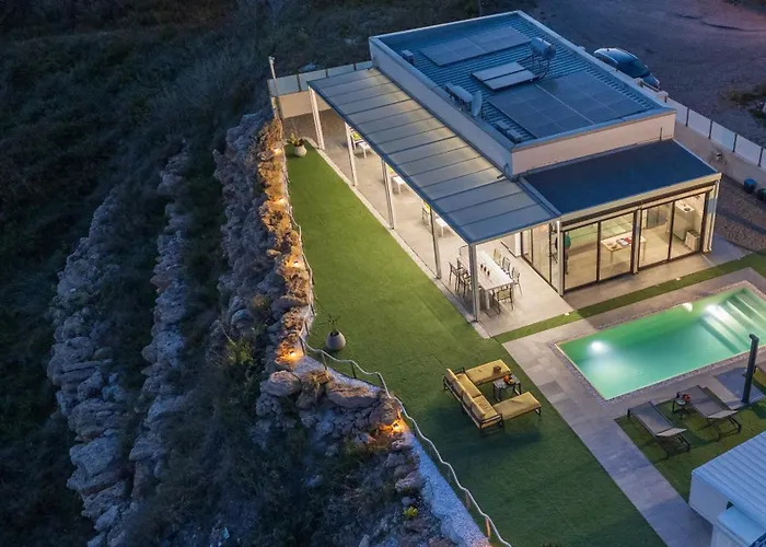 Willa Sabbie Rosse 6, Emma